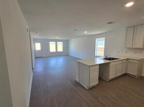 9226 Speckled Trout Dr in Baytown, TX - Building Photo - Building Photo