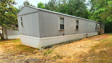 2840 U.S. Hwy 190 in Livingston, TX - Building Photo - Building Photo
