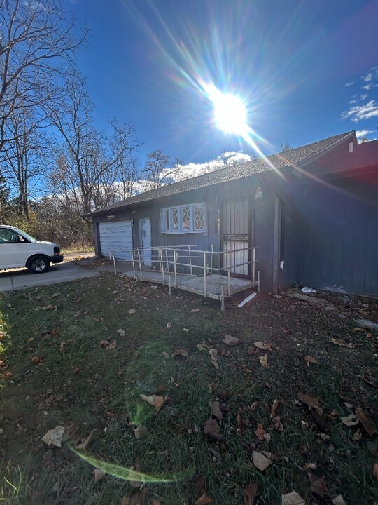 G3447 Barth St in Flint Township, MI - Building Photo