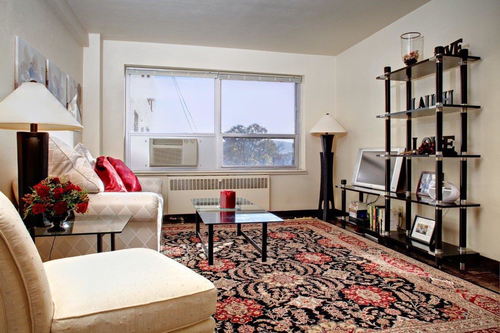 Elliott Arms Apartments Lacrosse, WI Apartments