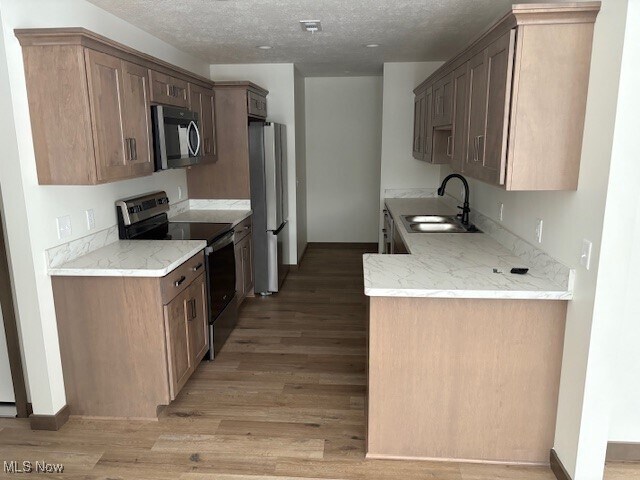 2729 Barnhill Rd SE in New Philadelphia, OH - Building Photo - Building Photo