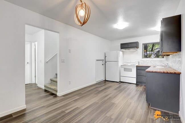 12636 Silver Fox Ln in Anchorage, AK - Building Photo - Building Photo