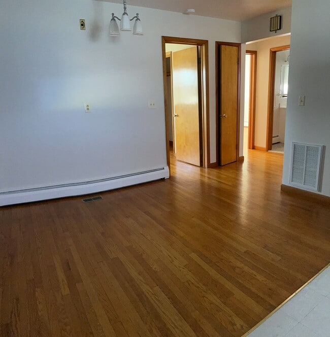 247 W Main St in Westminster, MD - Building Photo - Building Photo