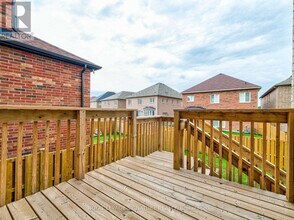 20 Dunley Cres in Brampton, ON - Building Photo - Building Photo