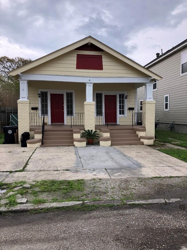 5645 Charles Pl, Unit 5645