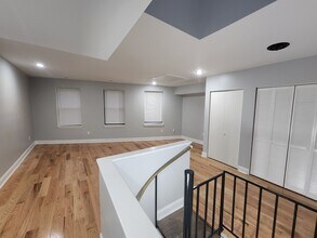 914 E Passyunk Ave, Unit 2F in Philadelphia, PA - Building Photo - Building Photo