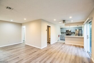 450 Closter Rd in Monroe Township, NJ - Building Photo - Building Photo
