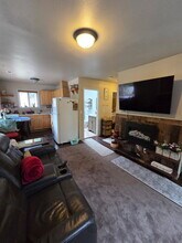 1394 Hunsicker Rd in Bellingham, WA - Building Photo - Building Photo