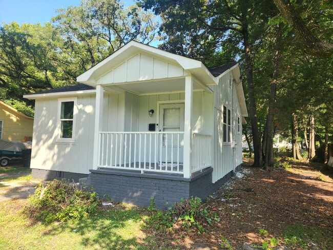 property at 2664 Hull St