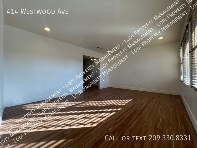 414 Westwood Ave in Lodi, CA - Building Photo - Building Photo