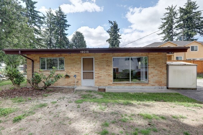 property at 19015 46th Ave S
