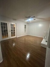 2408 Hollandale Cir, Unit APT B in Arlington, TX - Building Photo - Building Photo