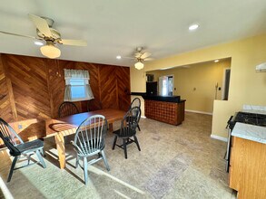 3 Seymour Ave in Edison, NJ - Building Photo - Building Photo