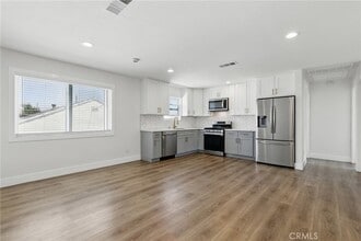 17017 Crenshaw Blvd in Torrance, CA - Building Photo - Building Photo