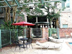 920 Poeyfarre St-Unit -#139 in New Orleans, LA - Building Photo - Building Photo