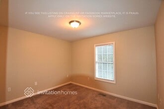 9455 Pebble Creek Ct in Villa Rica, GA - Foto de edificio - Building Photo