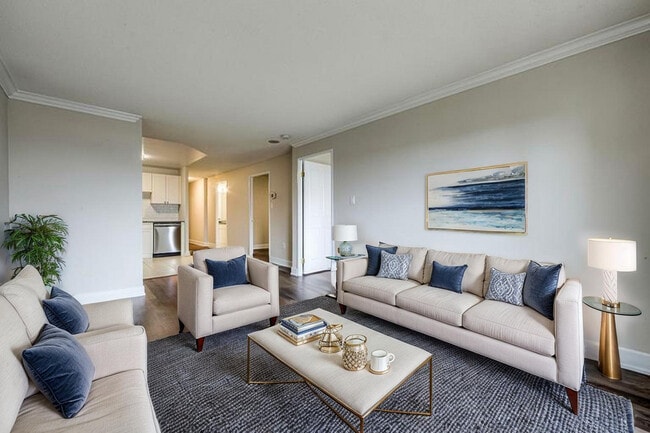 Regency in Kitchener, ON - Building Photo - Building Photo