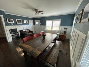 124 Woodbine Cir SE in Atlanta, GA - Building Photo - Building Photo