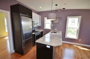 12 Cheever Ct in Boston, MA - Building Photo