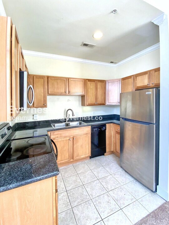 525 E Grace St in Richmond, VA - Building Photo