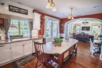 27016 Island Rd in Santa Clarita, CA - Building Photo - Building Photo