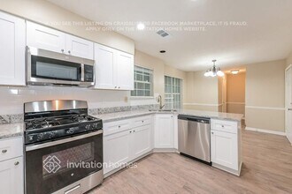 4220 E Meadow Dr in Duluth, GA - Building Photo - Building Photo