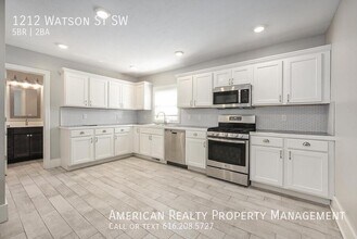 1212 Watson St SW in Grand Rapids, MI - Building Photo - Building Photo