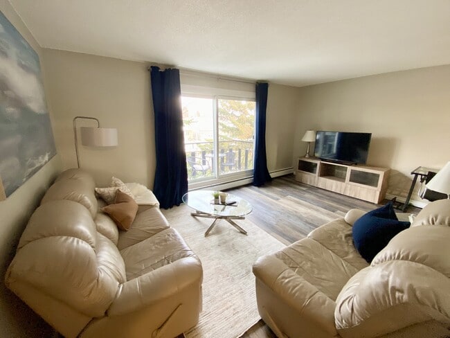 property at 7945-382 82 Ave NW