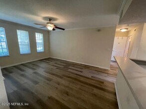 10075 GATE N Pky in Jacksonville, FL - Foto de edificio - Building Photo