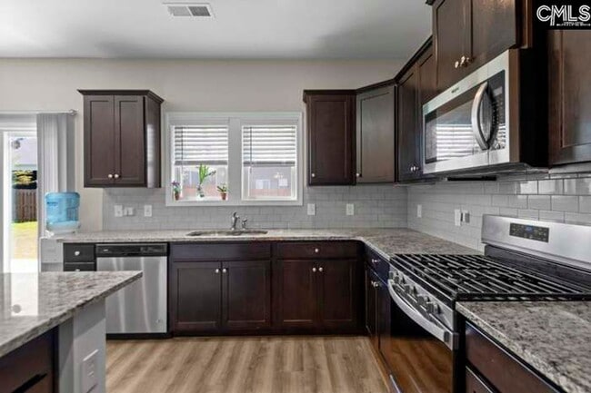 735 Oak Moss Dr in Blythewood, SC - Foto de edificio - Building Photo