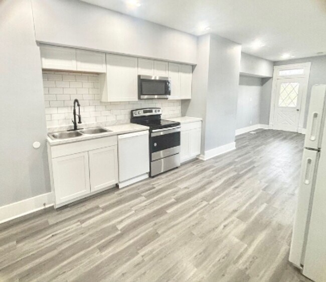 400 Prospect-Unit -A in Jeannette, PA - Building Photo - Building Photo