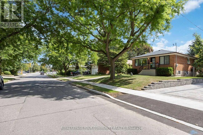 property at 71 Centre Ave