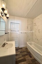 610-612 W Kalamazoo Ave in Kalamazoo, MI - Building Photo - Building Photo