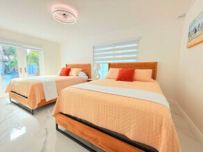 2013 NW 12th Ave in Fort Lauderdale, FL - Building Photo - Building Photo
