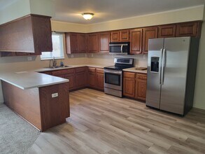 11737 21 Mile Rd in Shelby Township, MI - Building Photo - Building Photo