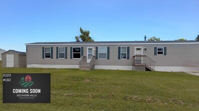 2015 Lark Ln NW in Stewartville, MN - Building Photo - Building Photo