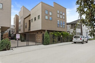 1420 Wilson St in Houston, TX - Building Photo - Building Photo