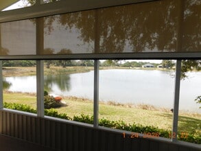 414 Sioux Blvd in Oak Hill, FL - Building Photo - Building Photo