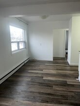 21 Stirling Ave S in Kitchener, ON - Building Photo - Building Photo