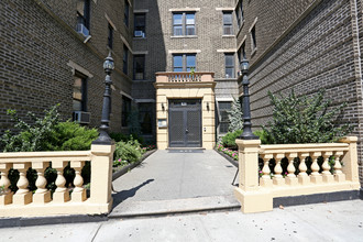 596 Edgecombe Ave in New York, NY - Building Photo - Building Photo