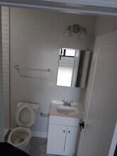 6915 Castor Ave, Unit 1F in Philadelphia, PA - Foto de edificio - Building Photo