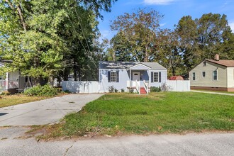 2662 Hull St in North Charleston, SC - Foto de edificio - Building Photo