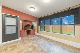 8463 Magdalena Run in Helotes, TX - Building Photo - Building Photo