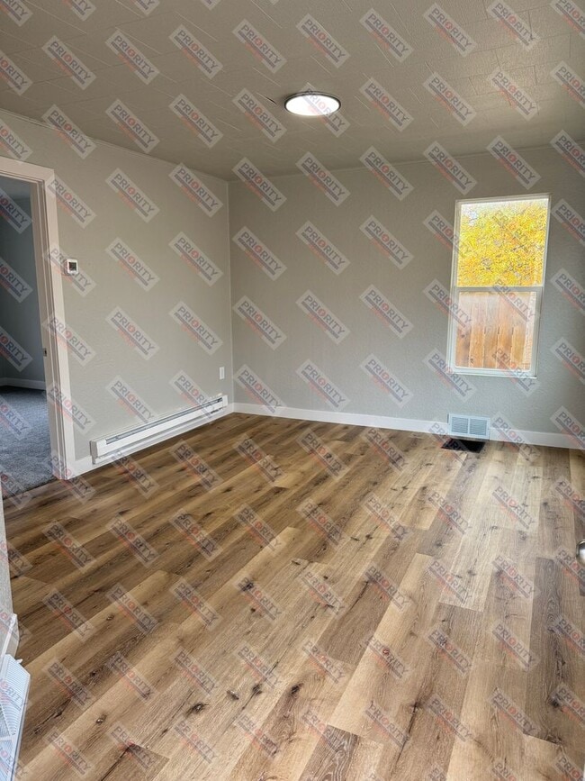 509 E Lincoln St in Gillette, WY - Building Photo - Building Photo