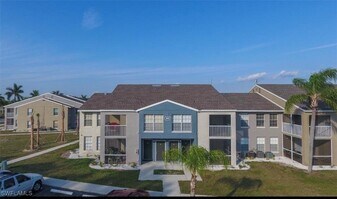 169 Santa Clara Dr in Naples, FL - Building Photo