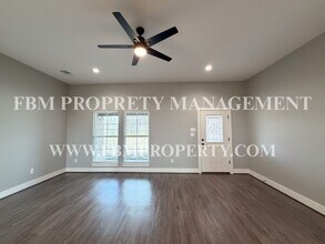 406 Krajca Rd in Bardwell, TX - Building Photo - Building Photo