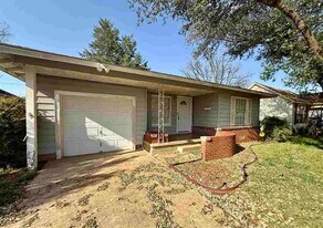 1638 Dayton Ave in Wichita Falls, TX - Building Photo