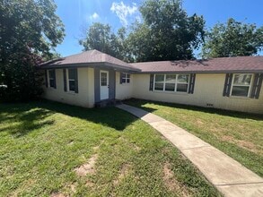 516 N Kirk St in Hico, TX - Building Photo - Building Photo