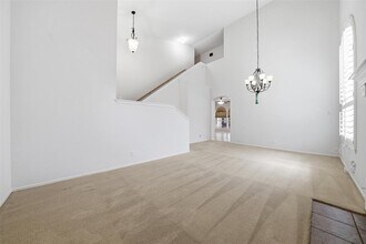 5801 Marchmont Ln in Austin, TX - Building Photo - Building Photo