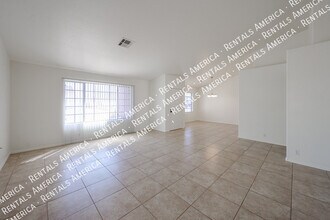 6524 N 90th Dr in Glendale, AZ - Building Photo - Building Photo